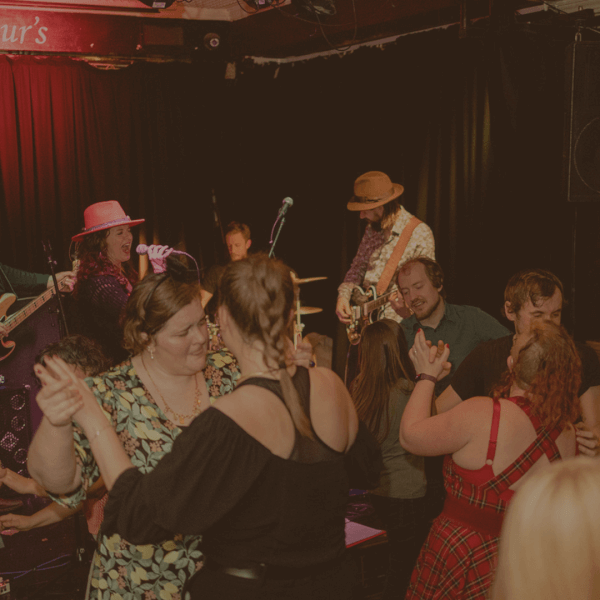 Live Blues, good vibes, and nights full of rhythm